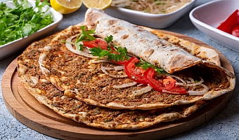 Çıtır Lahmacun Keyfi İçin Ciğerci Memet Usta