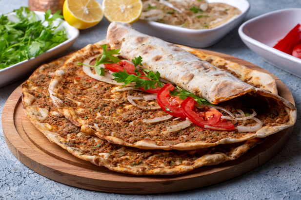 Çıtır Lahmacun Keyfi İçin Ciğerci Memet Usta